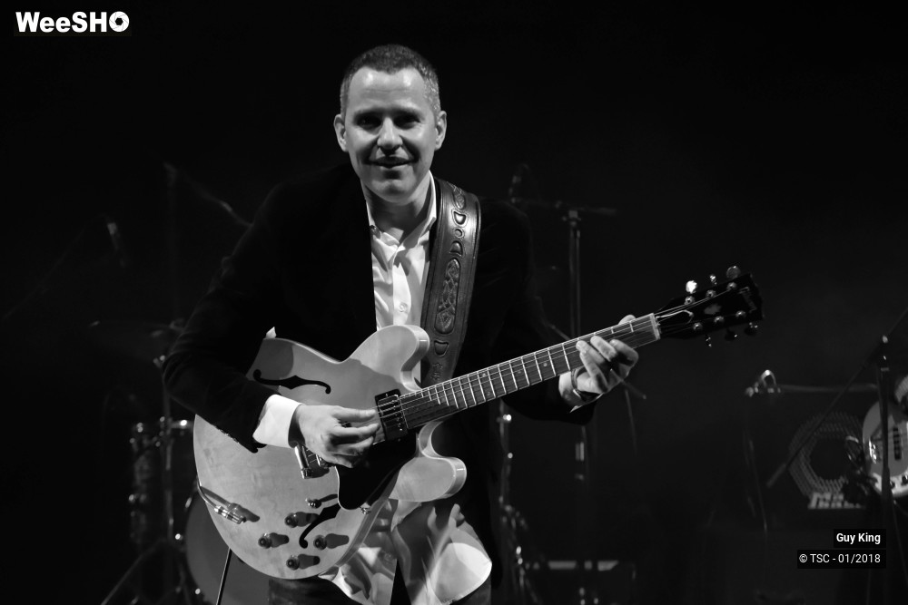 21/26 photos du spectacle Guy King
