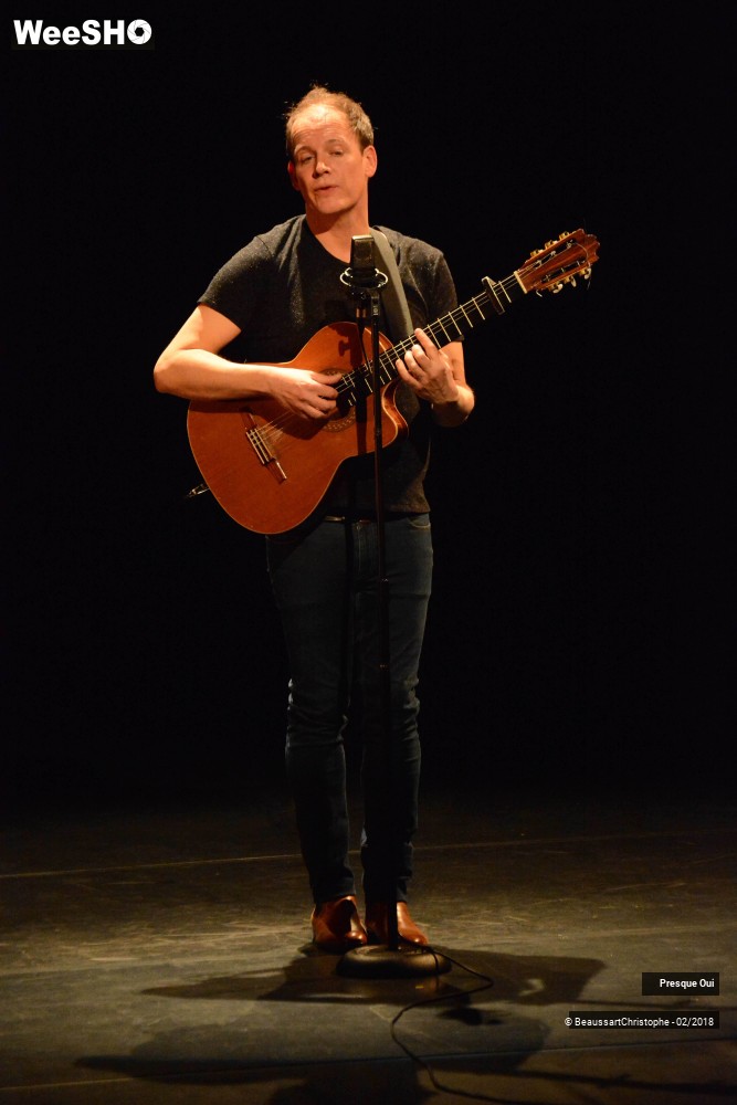 9/40 photos du spectacle Presque Oui