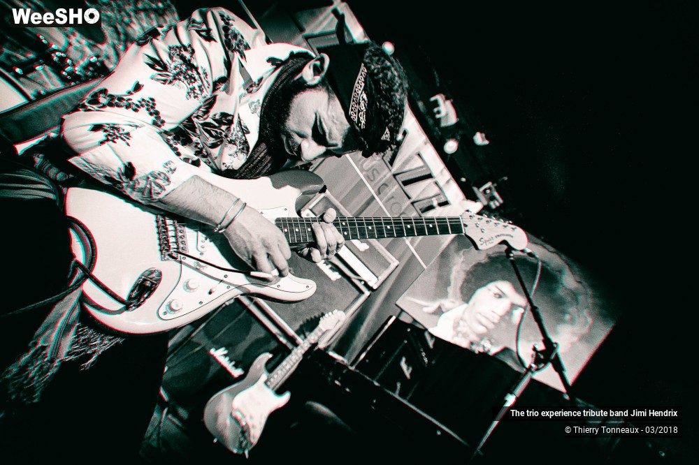 12/51 photos du spectacle The trio experience tribute band Jimi Hendrix