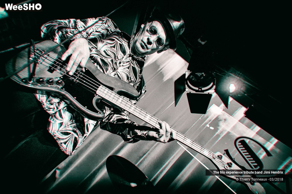 40/51 photos du spectacle The trio experience tribute band Jimi Hendrix