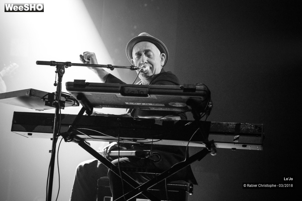 22/26 photos du spectacle Lo'Jo
