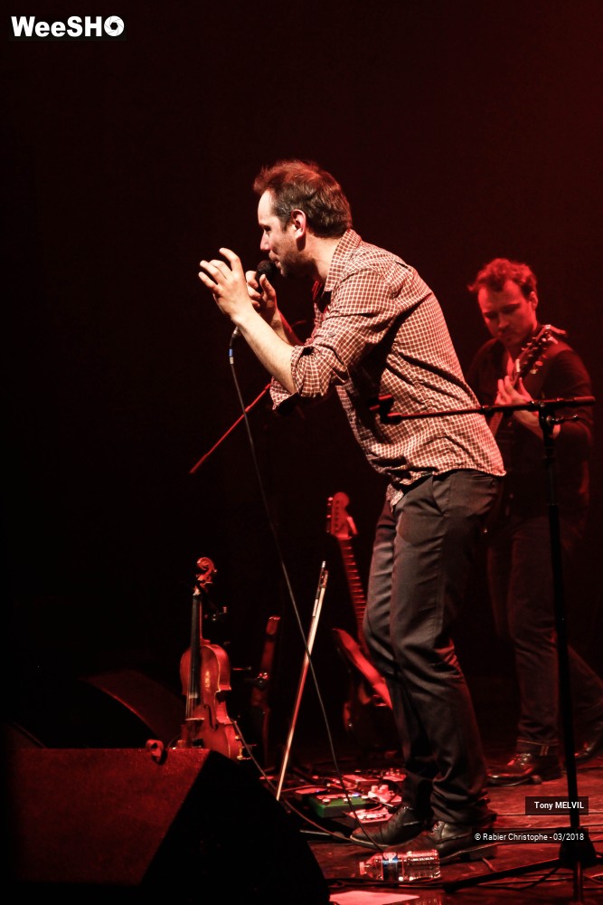 7/49 photos du spectacle Tony Melvil