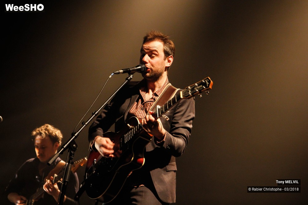 35/49 photos du spectacle Tony Melvil