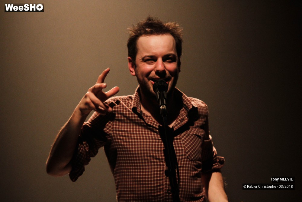 38/49 photos du spectacle Tony Melvil