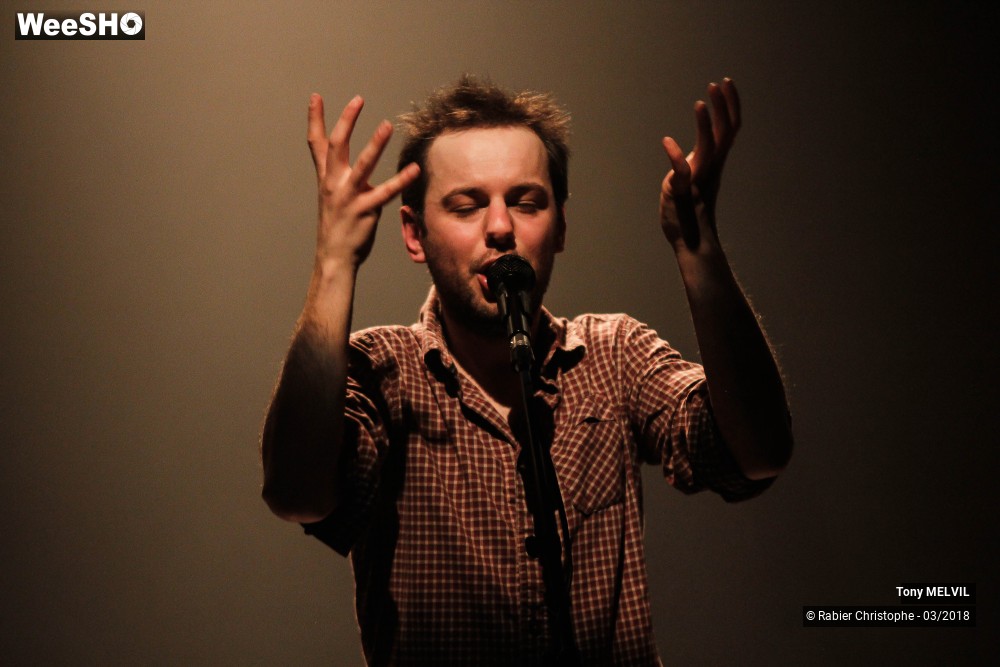 48/49 photos du spectacle Tony Melvil