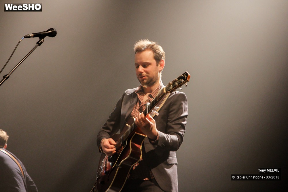 49/49 photos du spectacle Tony Melvil
