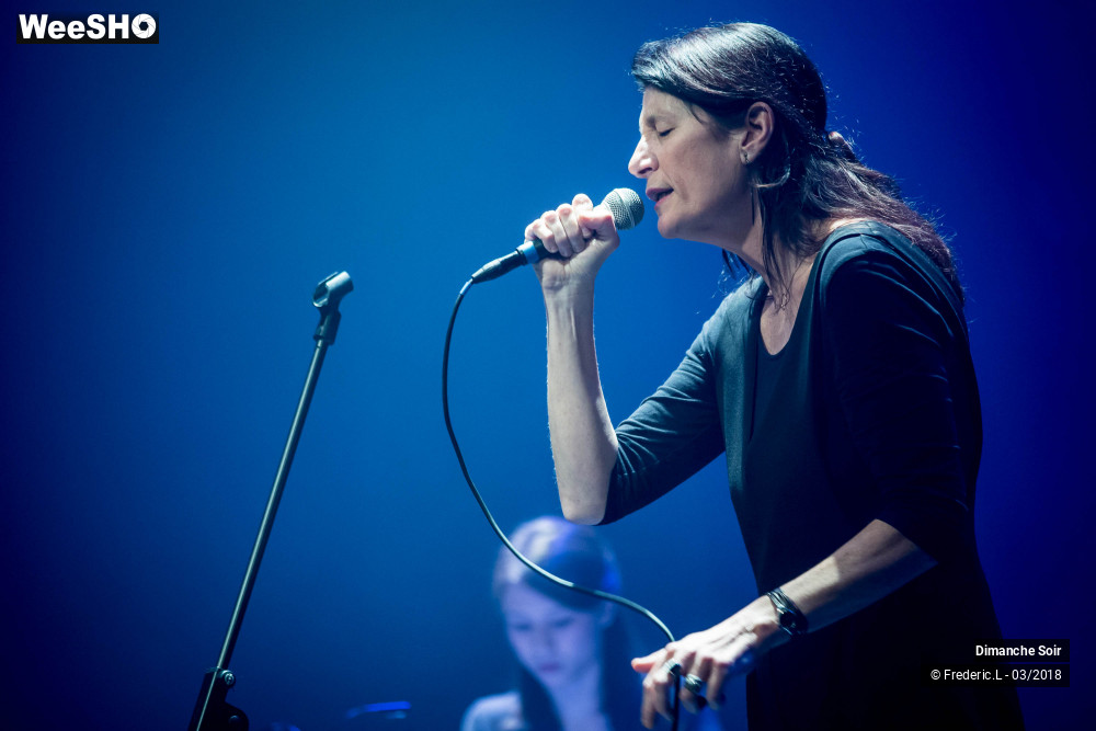 7/49 photos du spectacle Dimanche Soir