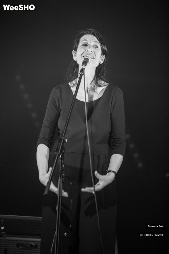 29/49 photos du spectacle Dimanche Soir