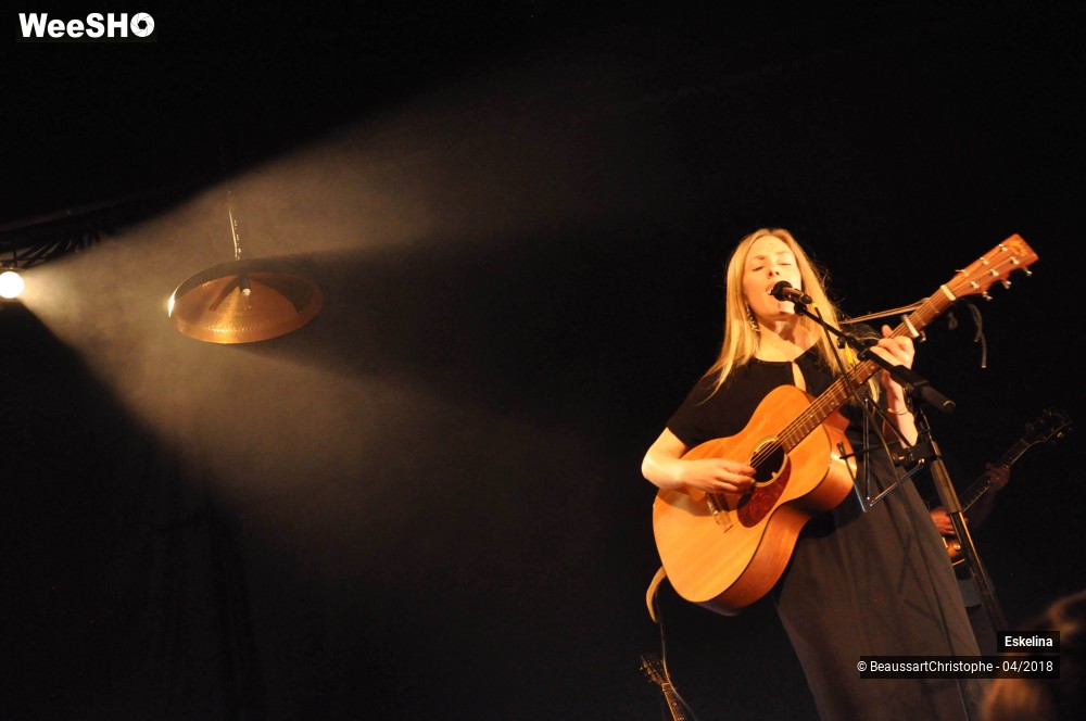 17/32 photos du spectacle Eskelina