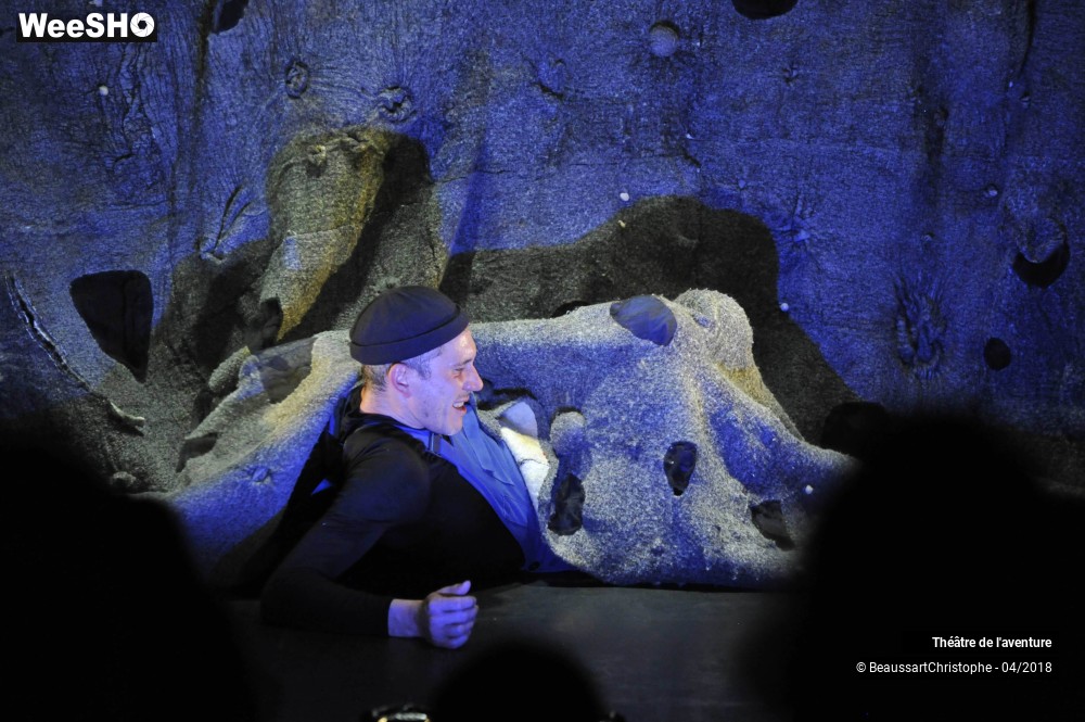 34/50 photos du spectacle Bleu