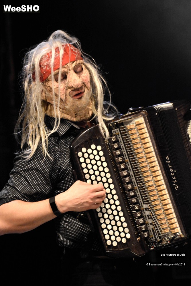 2/51 photos du spectacle Les Fouteurs de Joie