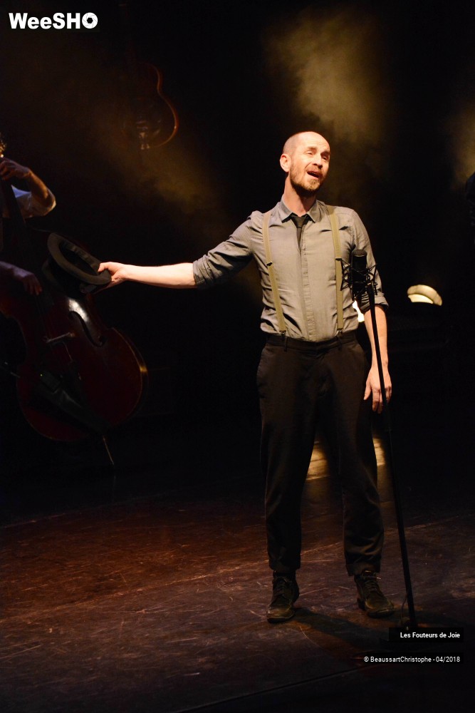 8/51 photos du spectacle Les Fouteurs de Joie