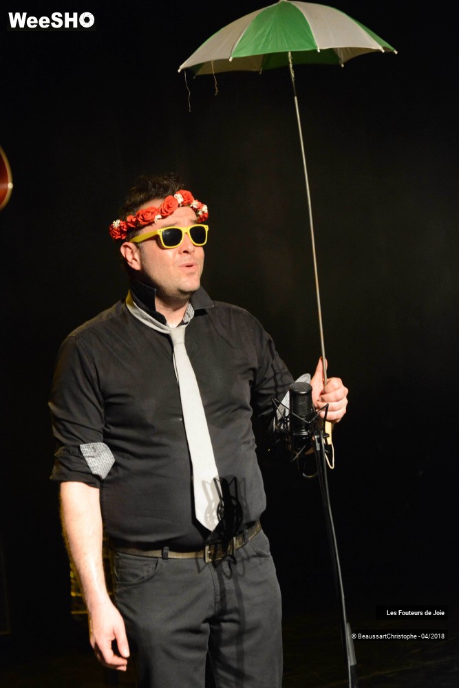 9/51 photos du spectacle Les Fouteurs de Joie