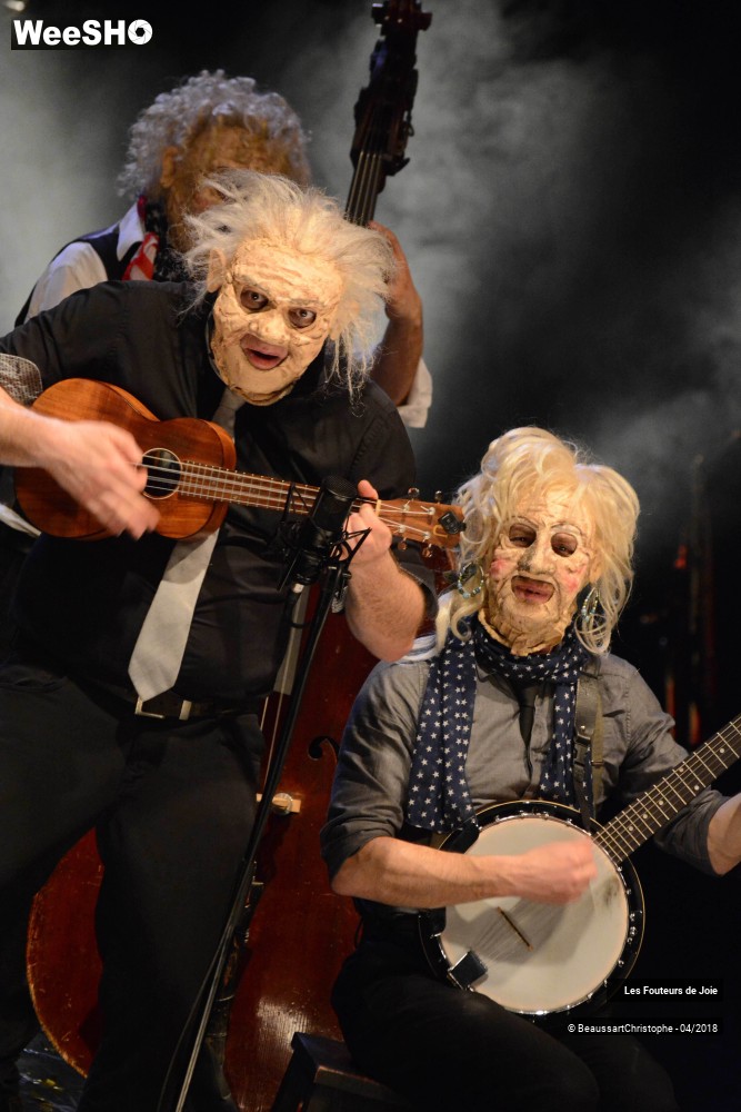 11/51 photos du spectacle Les Fouteurs de Joie