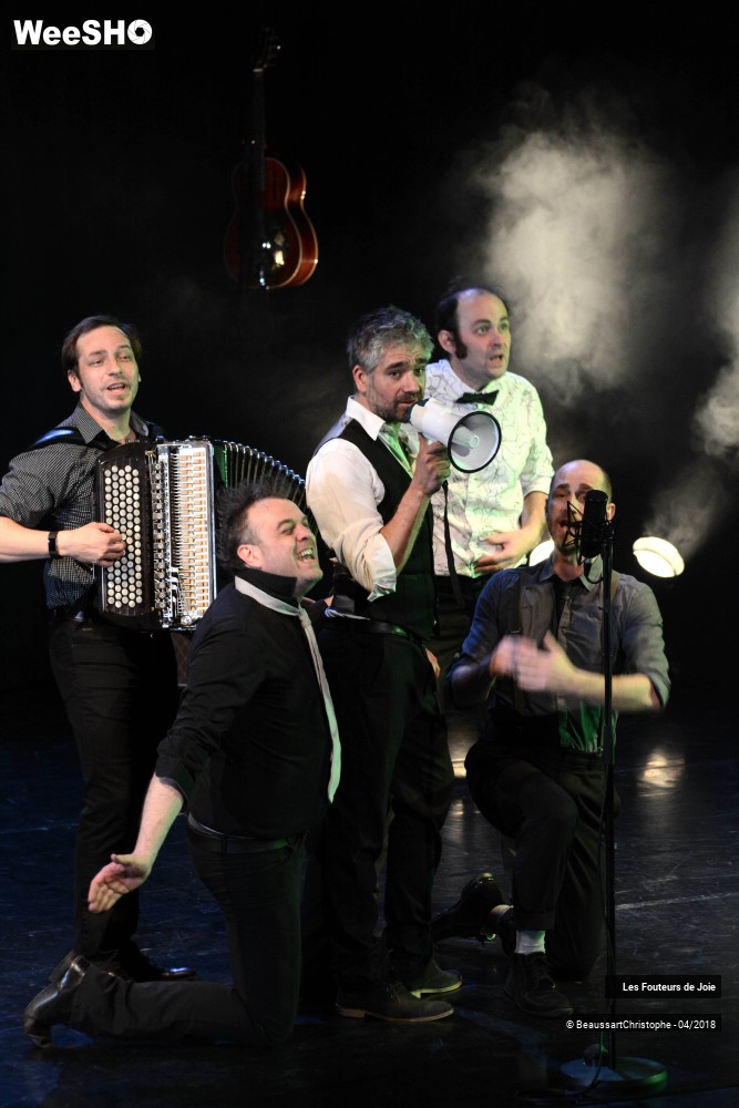 12/51 photos du spectacle Les Fouteurs de Joie