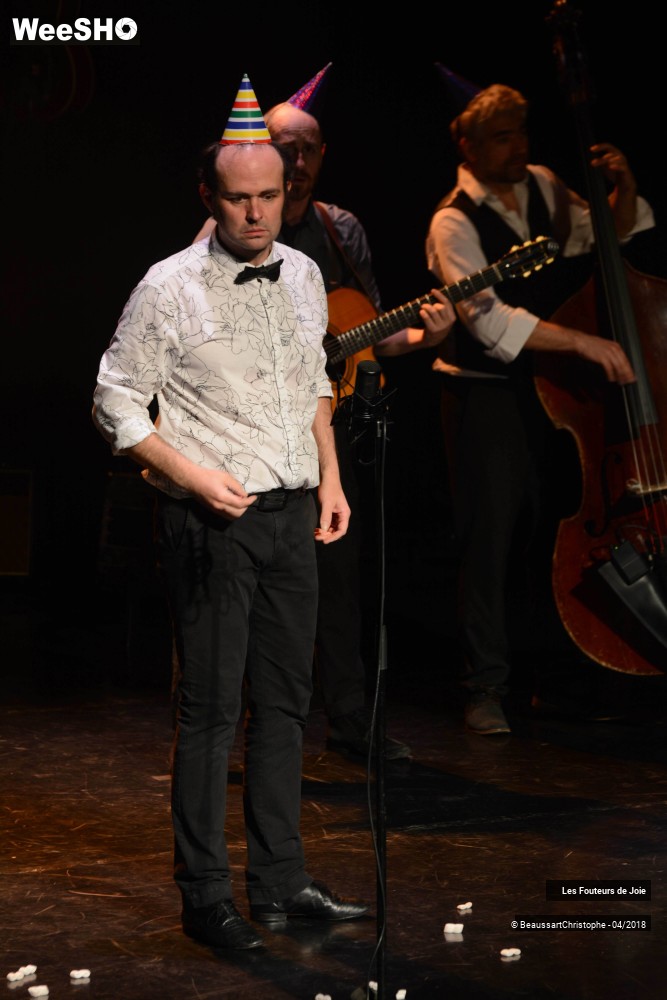 13/51 photos du spectacle Les Fouteurs de Joie