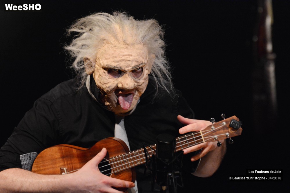 18/51 photos du spectacle Les Fouteurs de Joie
