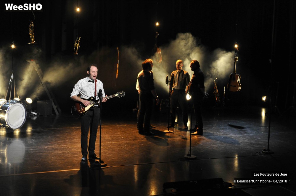 20/51 photos du spectacle Les Fouteurs de Joie
