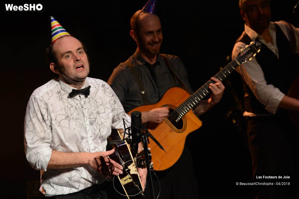 22/51 photos du spectacle Les Fouteurs de Joie