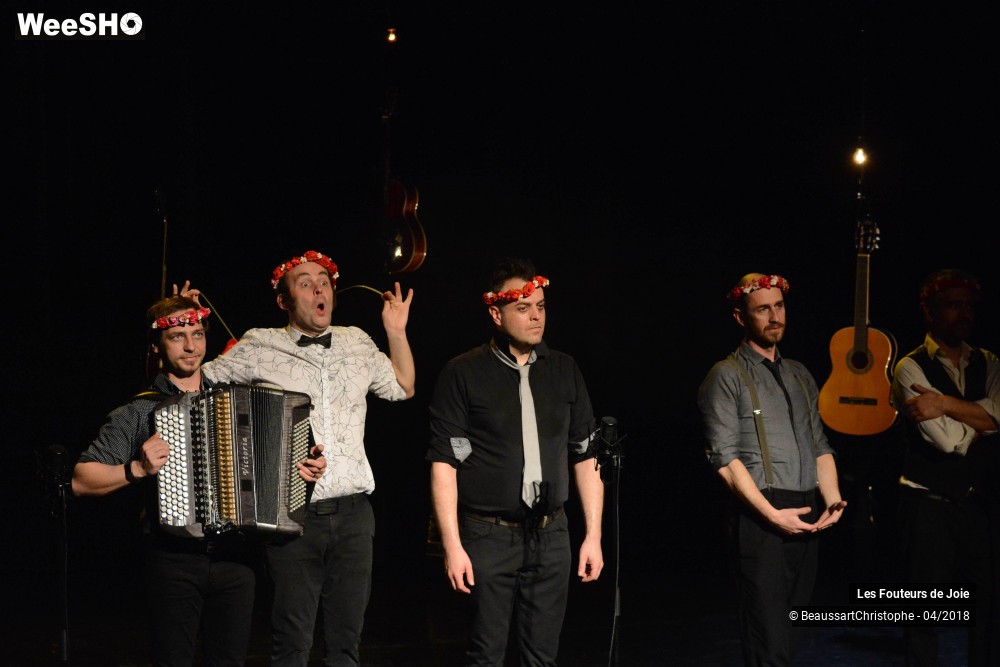 23/51 photos du spectacle Les Fouteurs de Joie