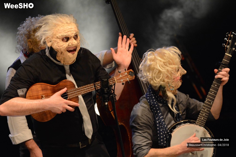 45/51 photos du spectacle Les Fouteurs de Joie