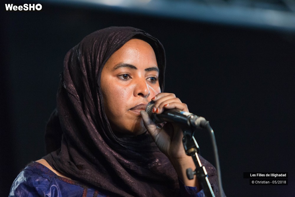 25/30 photos du spectacle Les Filles de Illighadad