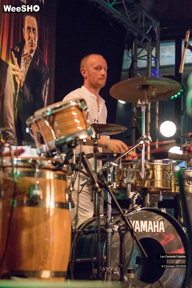 2/31 photos du spectacle Les Costards Cubains