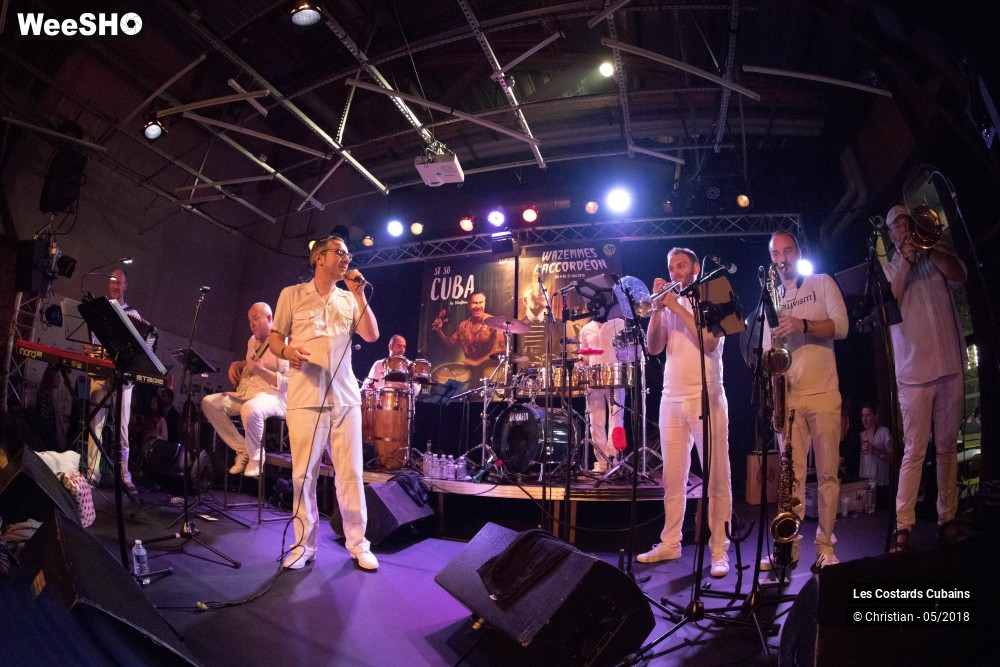 31/31 photos du spectacle Les Costards Cubains