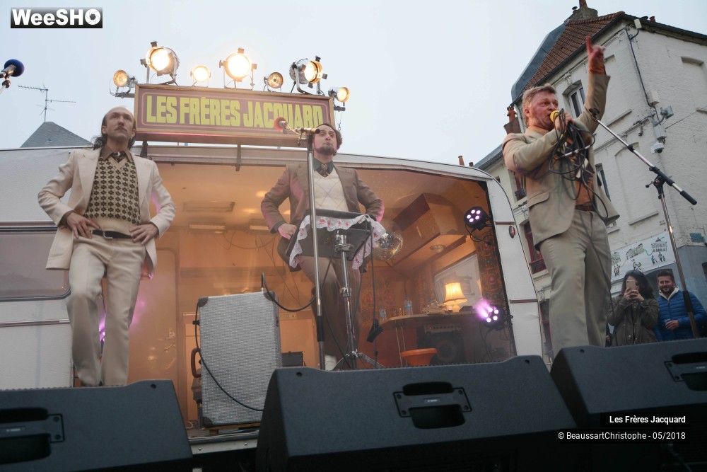 18/37 photos du spectacle La Jacquaravane