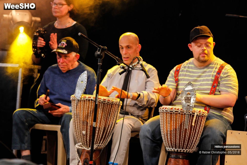 19/47 photos du spectacle Hélios Percussions avec les danseurs de l?APEI du Valenciennois
