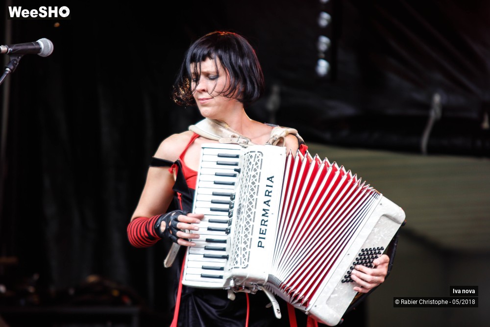 1/46 photos du spectacle Iva nova
