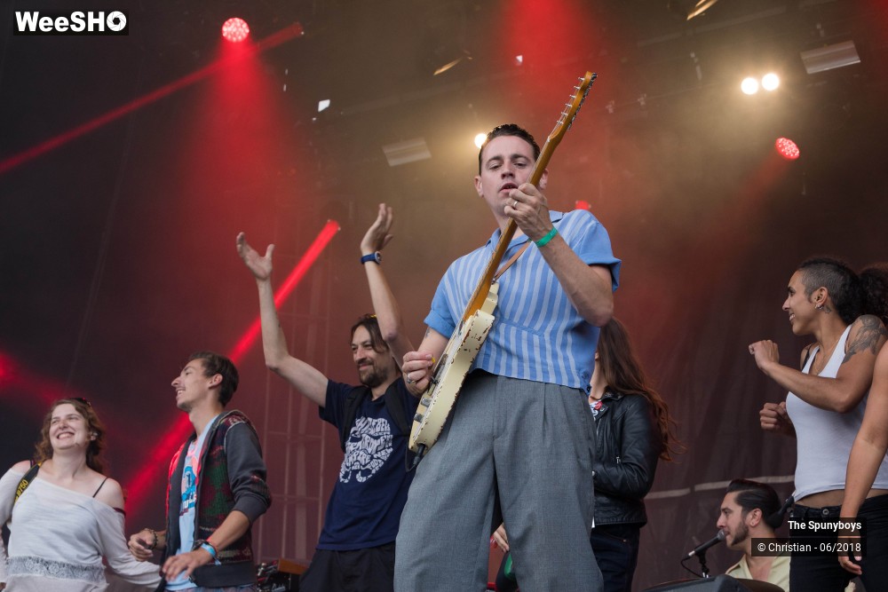 17/47 photos du spectacle The Spunyboys
