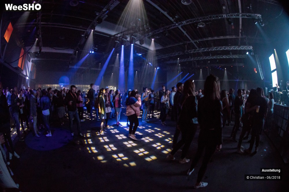 14/20 photos du spectacle Ausstellung