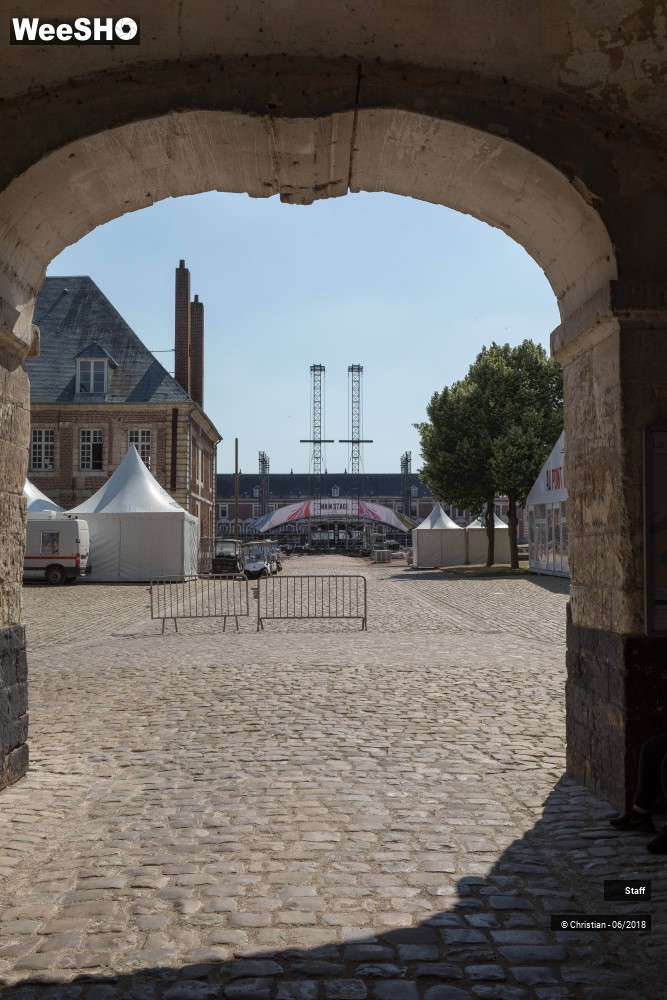 2/31 photos du spectacle Implantation et Coulisses du Main Square Festival 2018