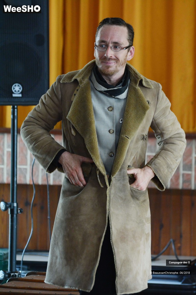 10/43 photos du spectacle Sherlock Holmes