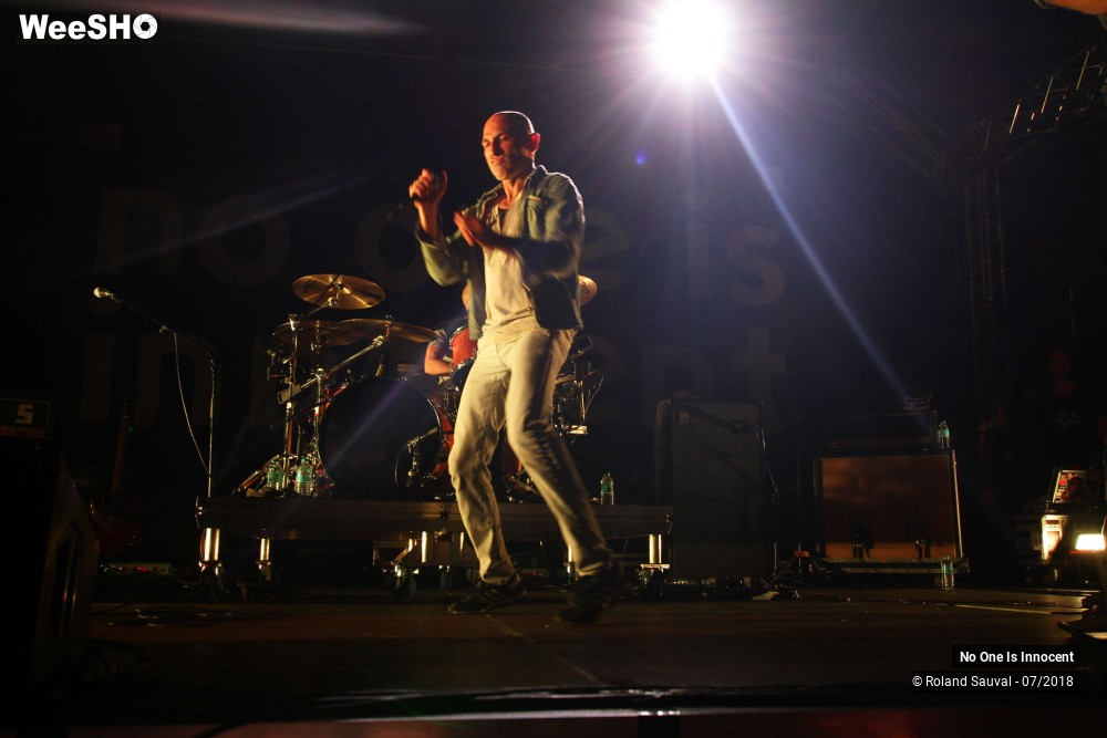 13/22 photos du spectacle No one is innocent