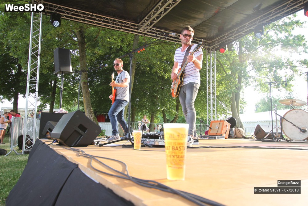 39/39 photos du spectacle Orange buzz