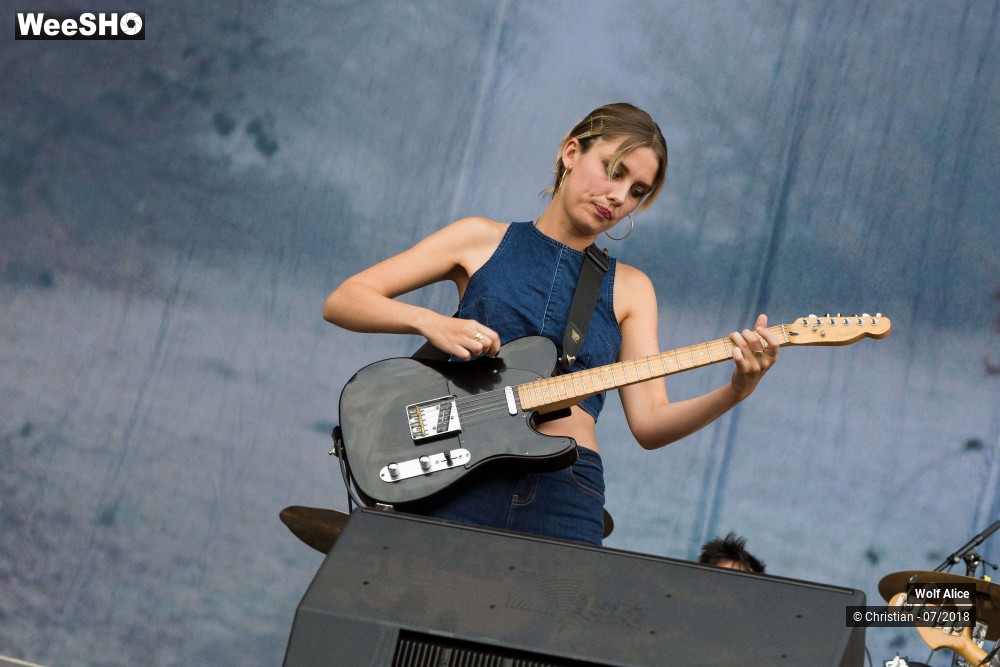 23/31 photos du spectacle Wolf Alice