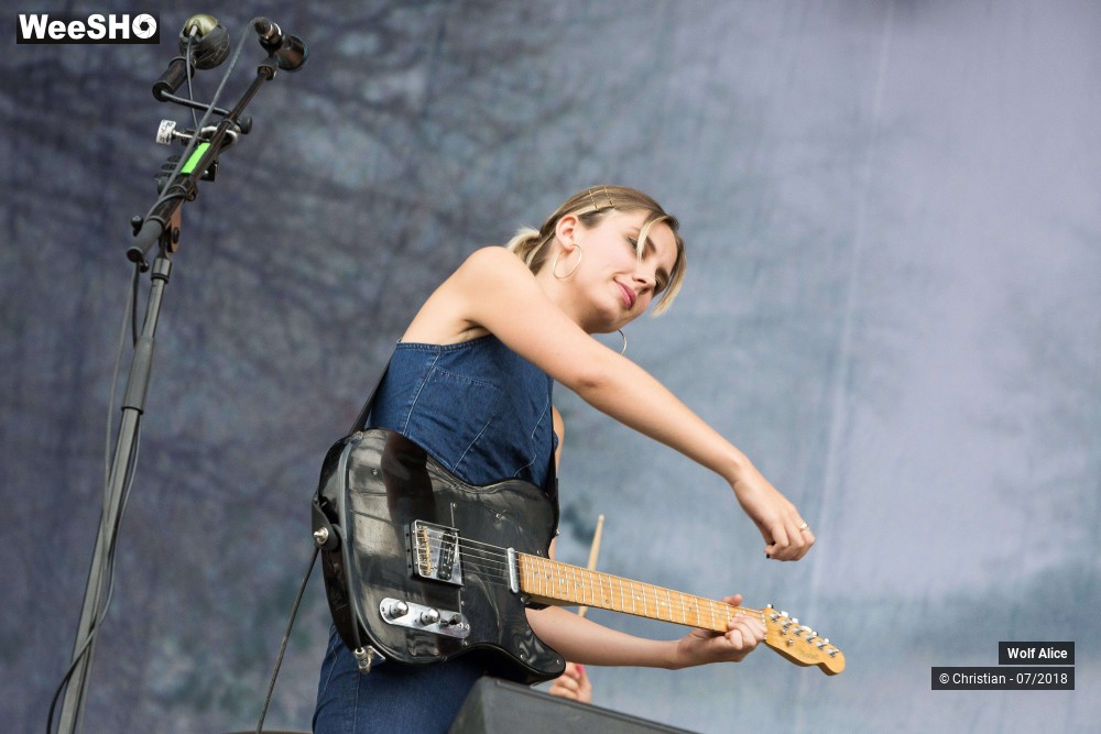 27/31 photos du spectacle Wolf Alice
