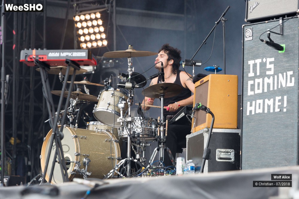 30/31 photos du spectacle Wolf Alice