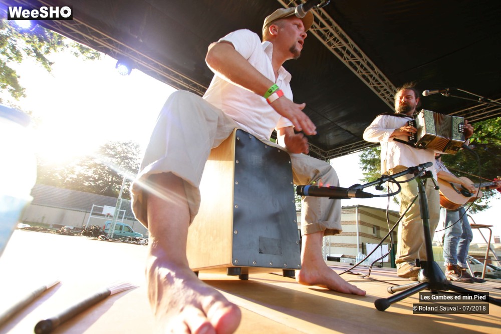 16/47 photos du spectacle Les gambes ed min pied