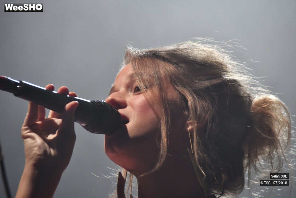 10/10 photos du spectacle Selah Sue Acoustic