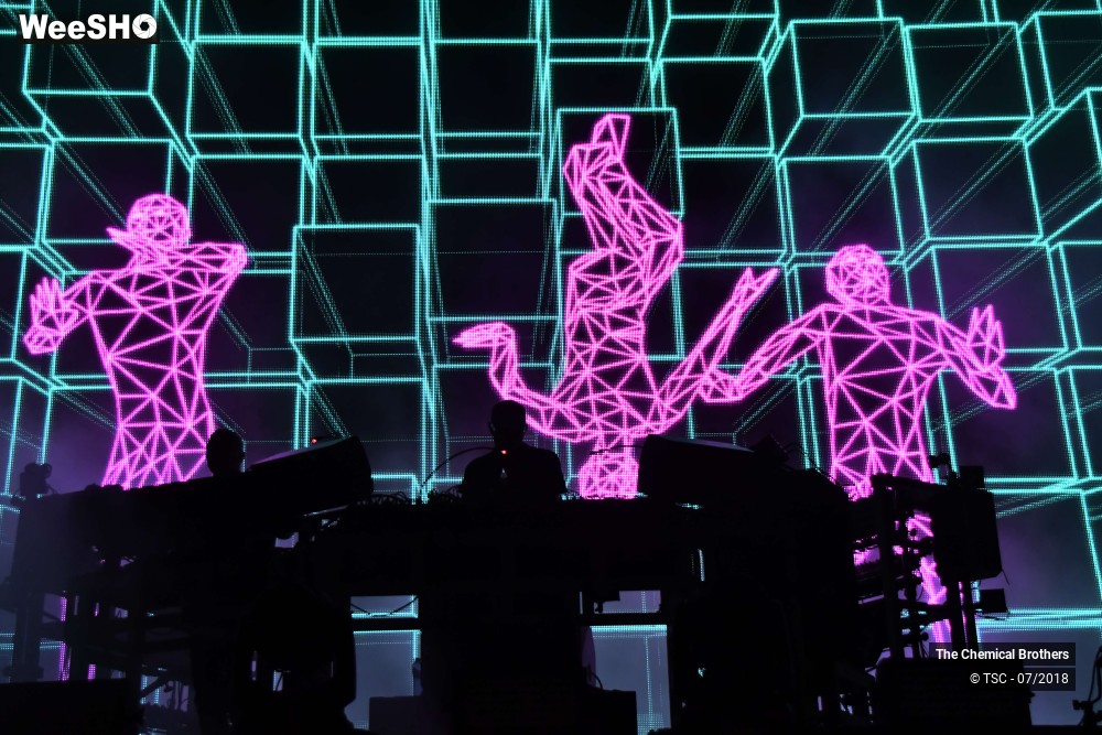 3/24 photos du spectacle The Chemical Brothers