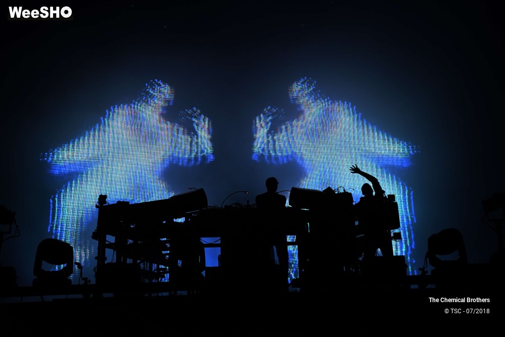 7/24 photos du spectacle The Chemical Brothers