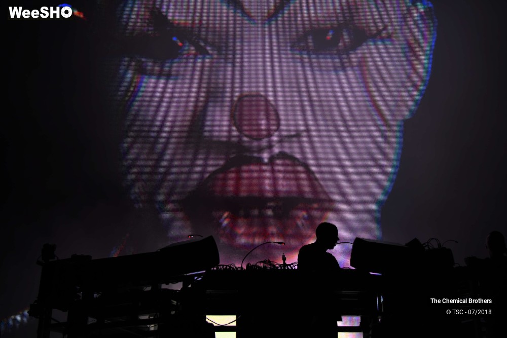 21/24 photos du spectacle The Chemical Brothers