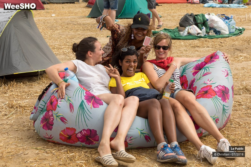 18/49 photos du spectacle Festival Les Nuits Secrètes 2018 : Ambiance sur le camping