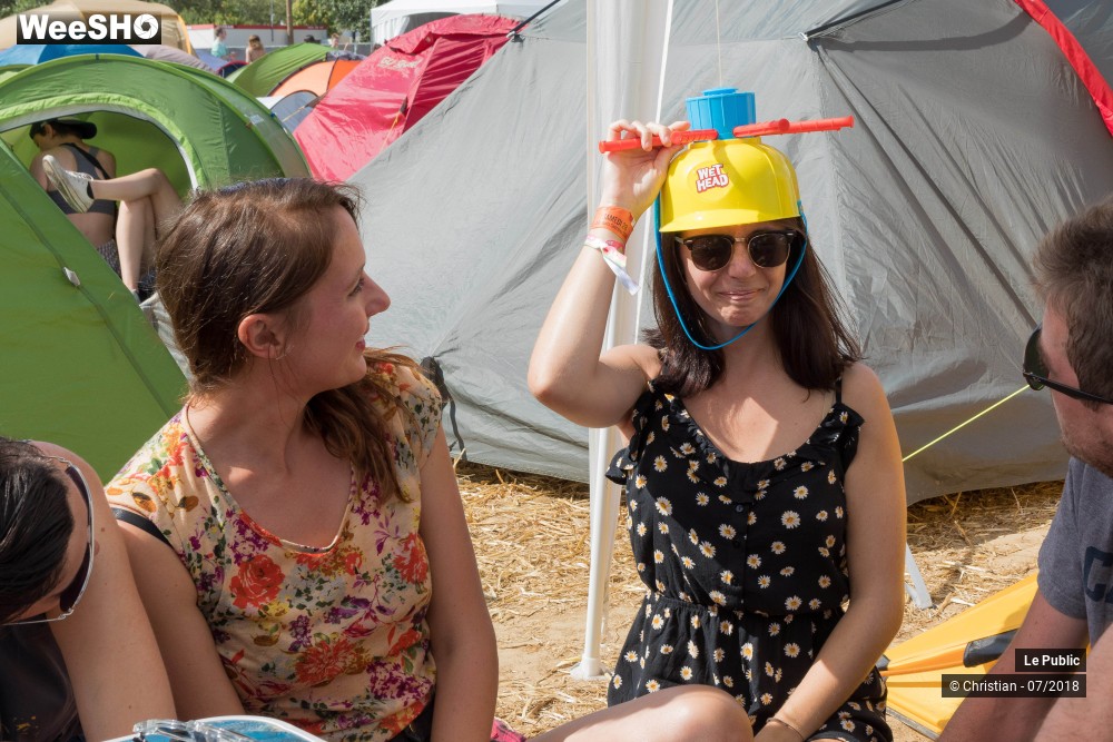 39/49 photos du spectacle Festival Les Nuits Secrètes 2018 : Ambiance sur le camping
