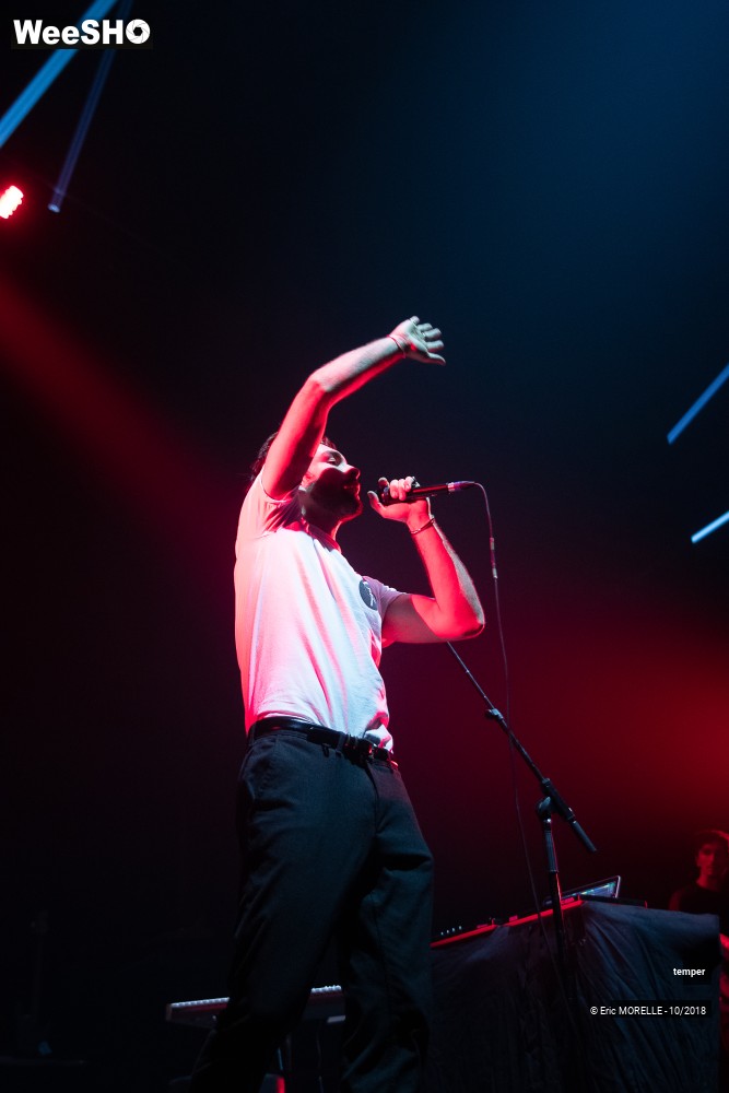 91/100 photos du spectacle temper