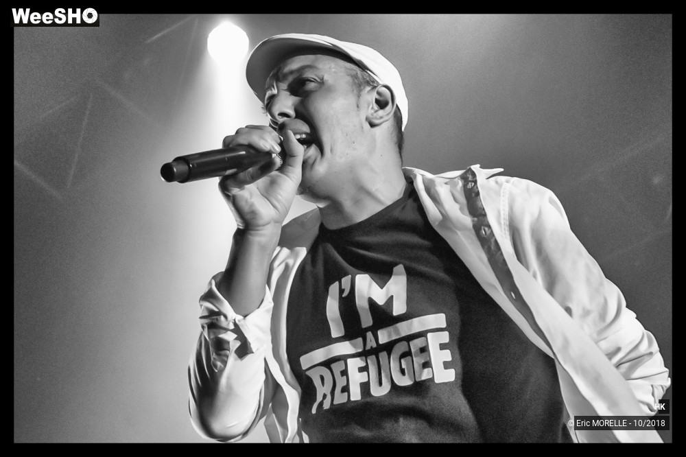 1/98 photos du spectacle HK
