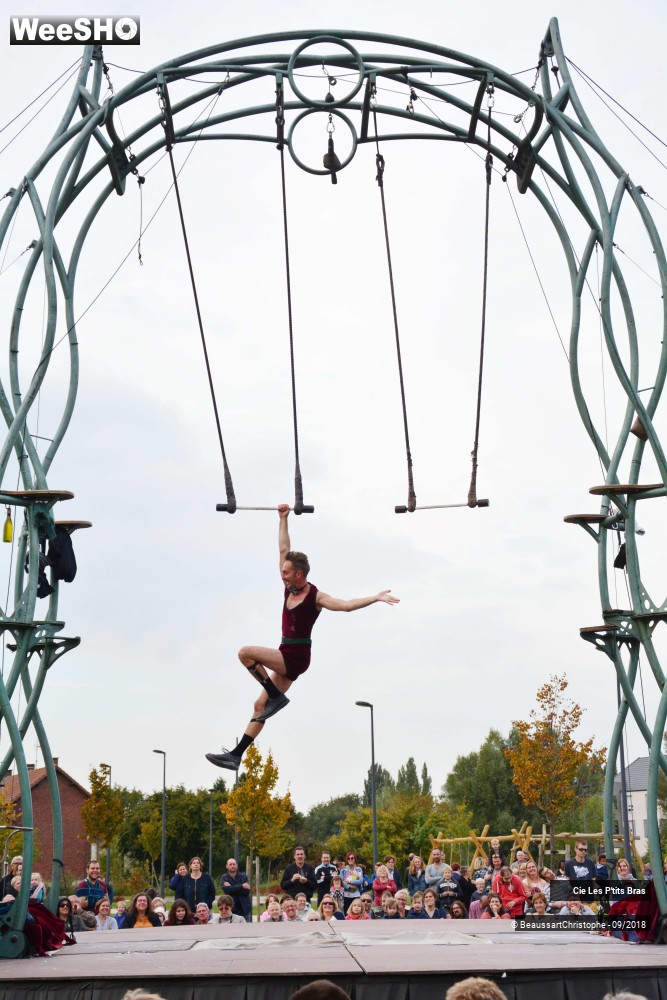 12/48 photos du spectacle L'Odeur de la Sciure